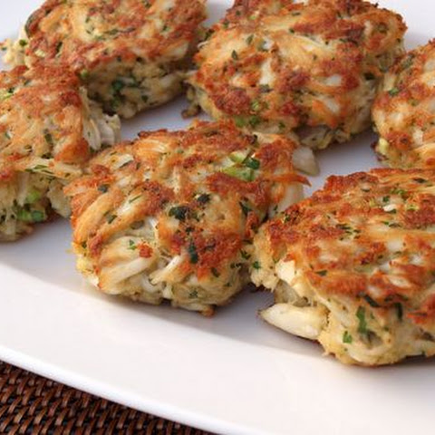 https://justcookwell.com/wp-content/uploads/2020/10/Crab-Cakes.jpg