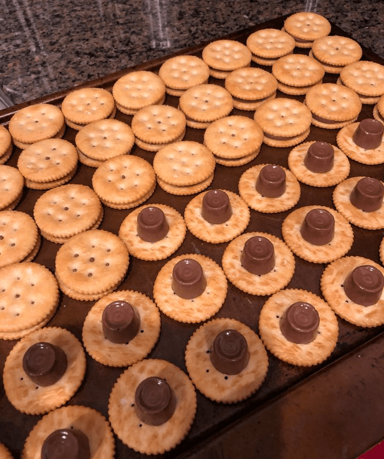 Rolo Stuffed Ritz Crackers - Just Cook Well